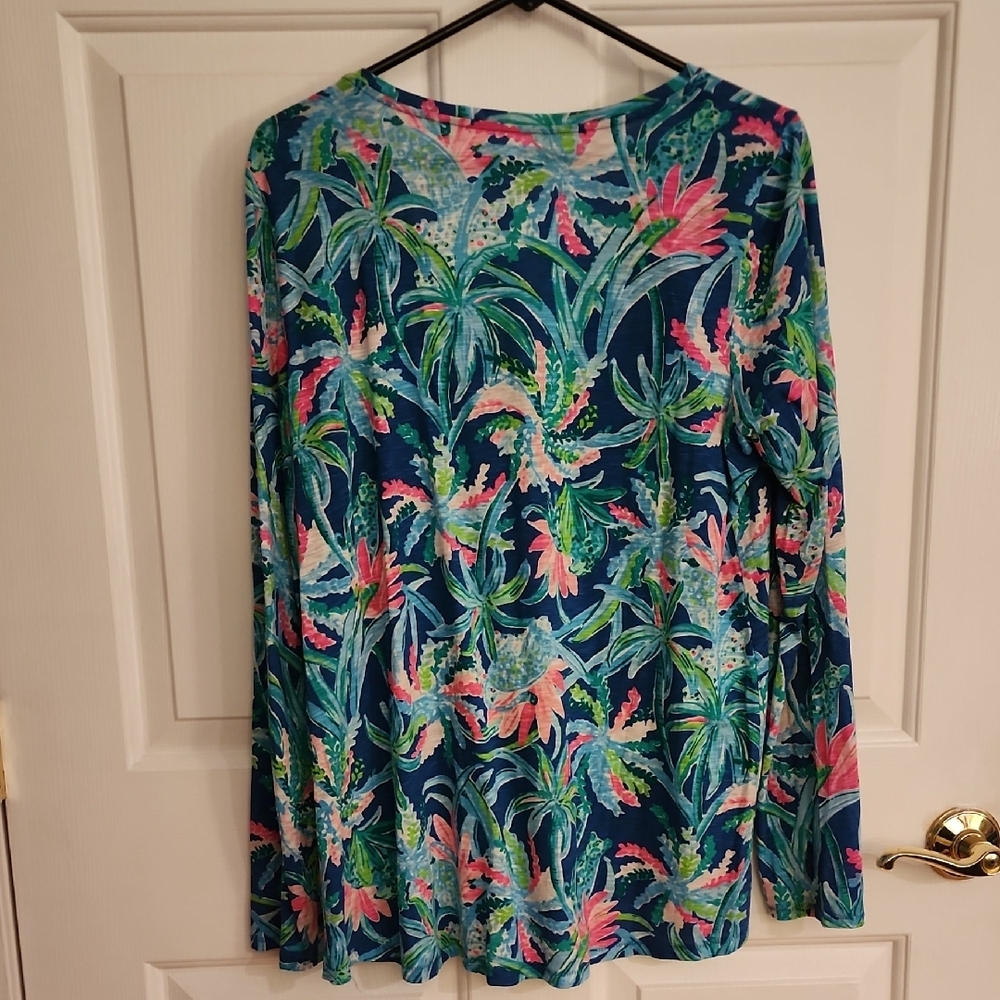 Lilly Pulitzer Etta Long Sleeve Tee In Sweet Escape- Large - Picture 2 of 5